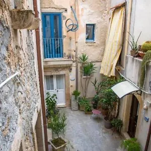 Casa vacanze Lungomare Elio Vittorini 